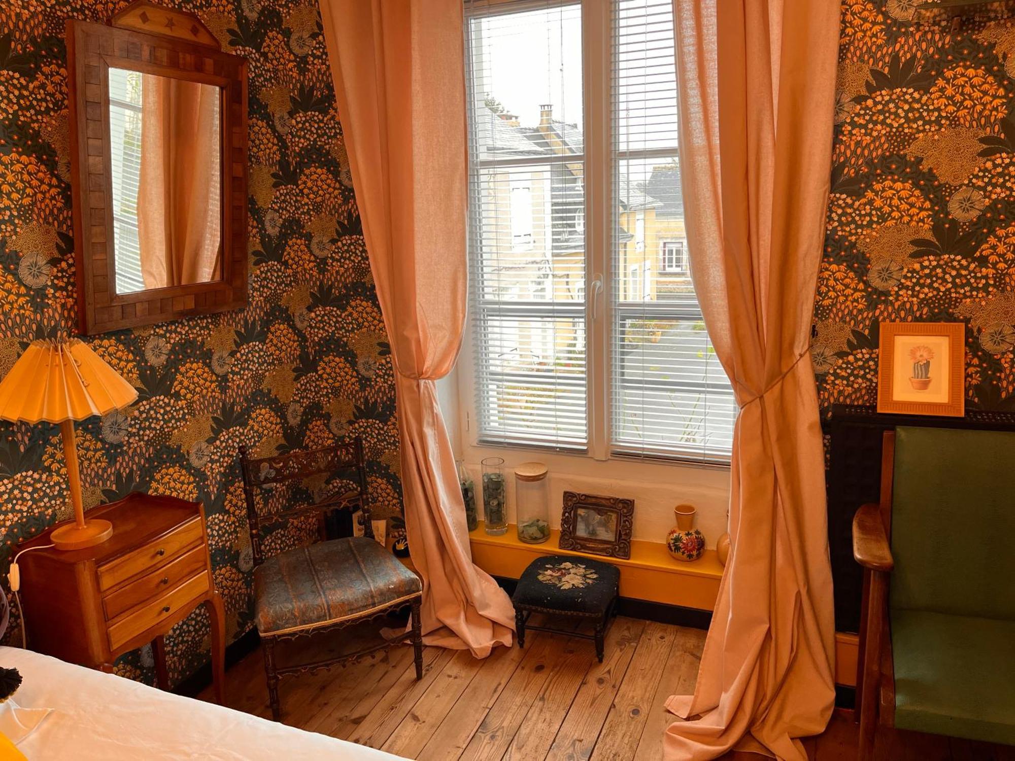 Les Loges Du Chaudron Bed & Breakfast La Chapelle-aux-Choux Bagian luar foto